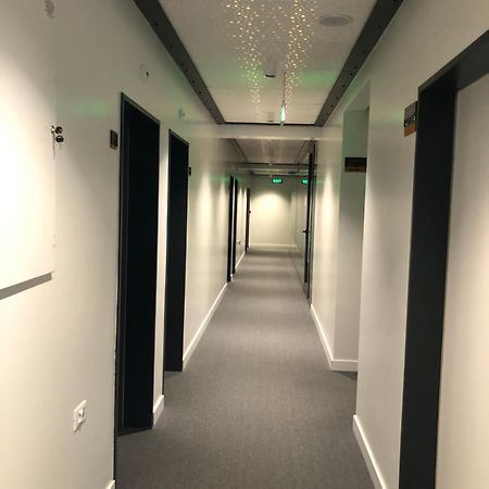 Kubi Hotel Струга Екстериор снимка